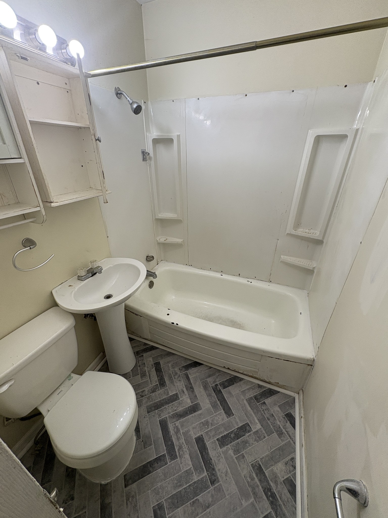 425 Hall Street Gallatin, TN 37066 - Photo 7 of 8 Gallery Image 7