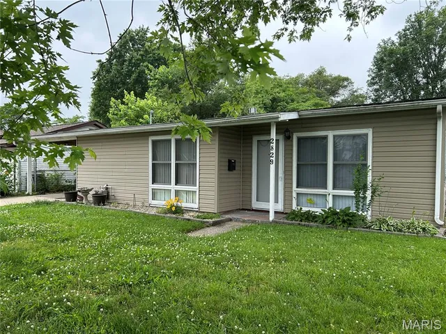 $99,000 | 2829 Edgewood Avenue, Granite City, IL 62040