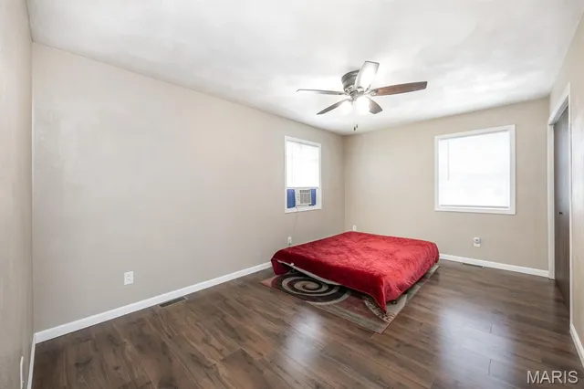 $199,999 | 2309 South 6th Street, Fayetteville, IL 62258