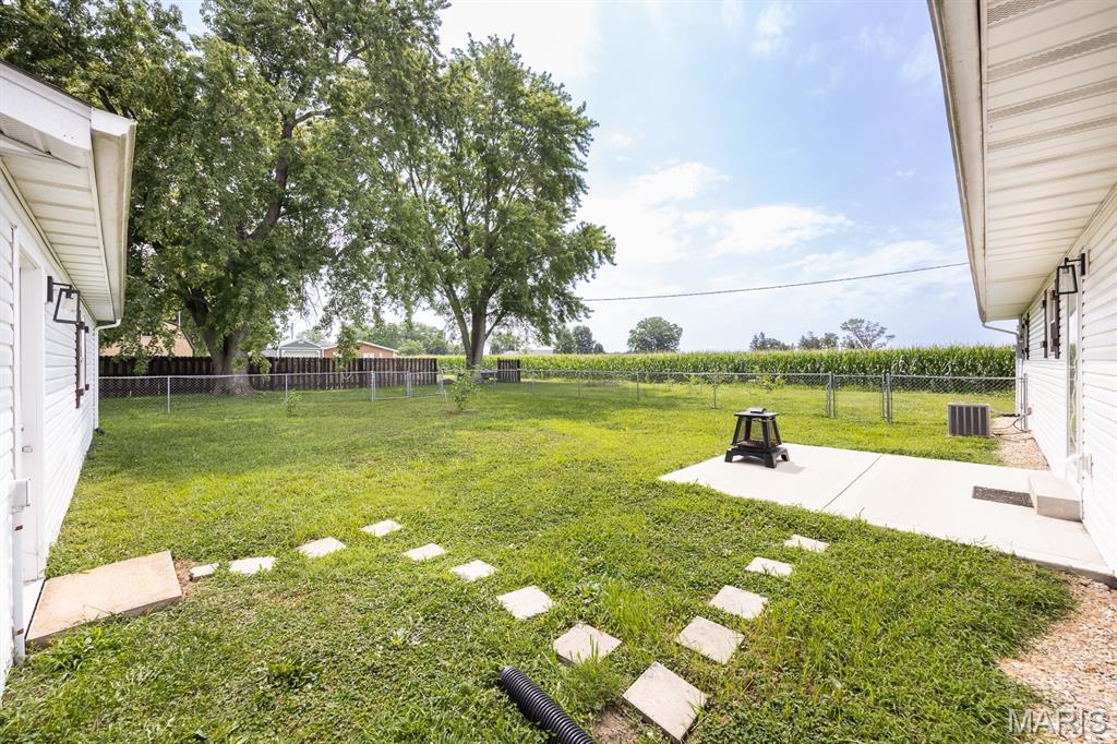 2309 South 6th Street Fayetteville, IL 62258 - Photo 20 of 22