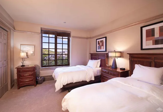 $27,500 | 46 Avondale Lane, Unit 401 CALENDAR WEEKS 49&50, Beaver Creek, CO 81620