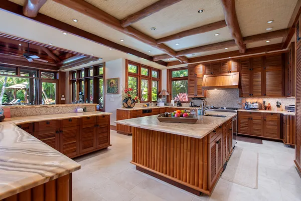 $17,500,000 | 68-1028 Honokaope Place, Kamuela, HI 96743