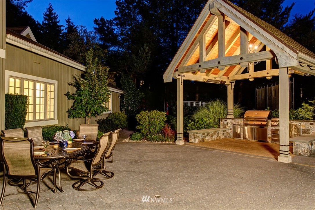 848 Evergreen Point Road Medina, WA 98039 - Photo 23 of 25