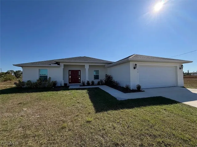 $1,995 | 1018 Vogiantzis Parkway, Cape Coral, FL 33909