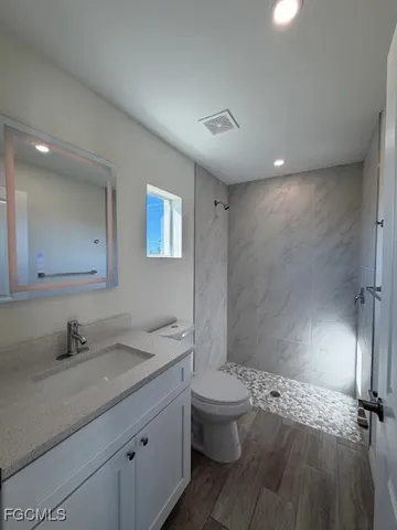 $1,995 | 1018 Vogiantzis Parkway, Cape Coral, FL 33909