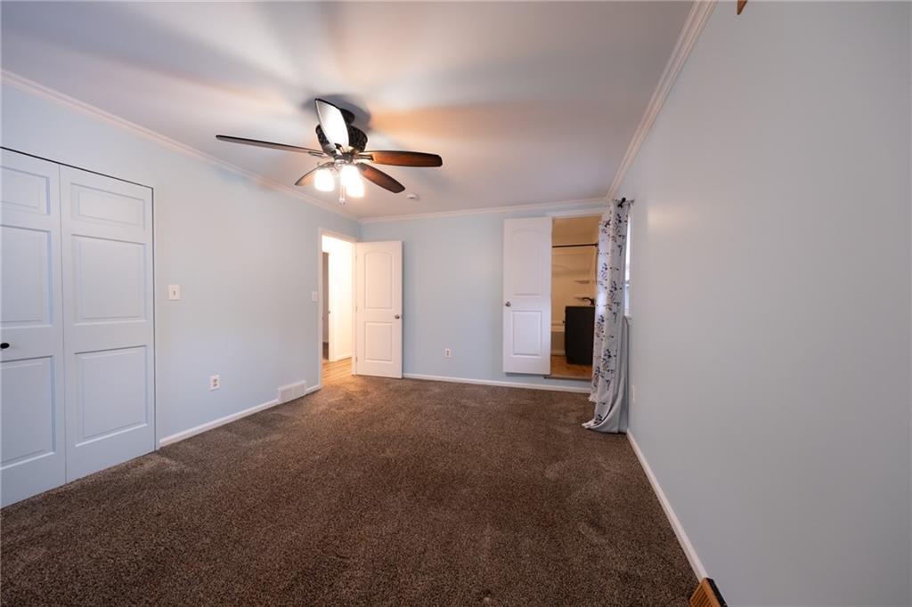129 Green Brae Road Kittanning, PA 16201 - Photo 11 of 34 Owners suite with full bath
