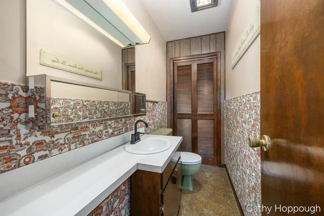 $340,000 | 250 Meadowlane Drive, Portland, MI 48875