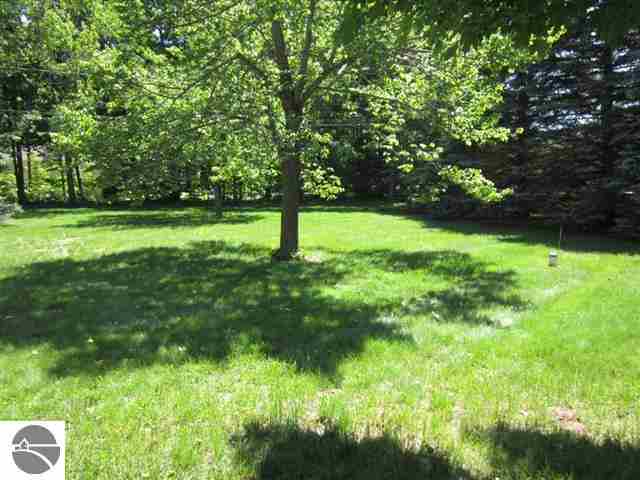 5272 Goodrick Road Traverse City, MI 49684 - Photo 40 of 40 1746762-39.JPG