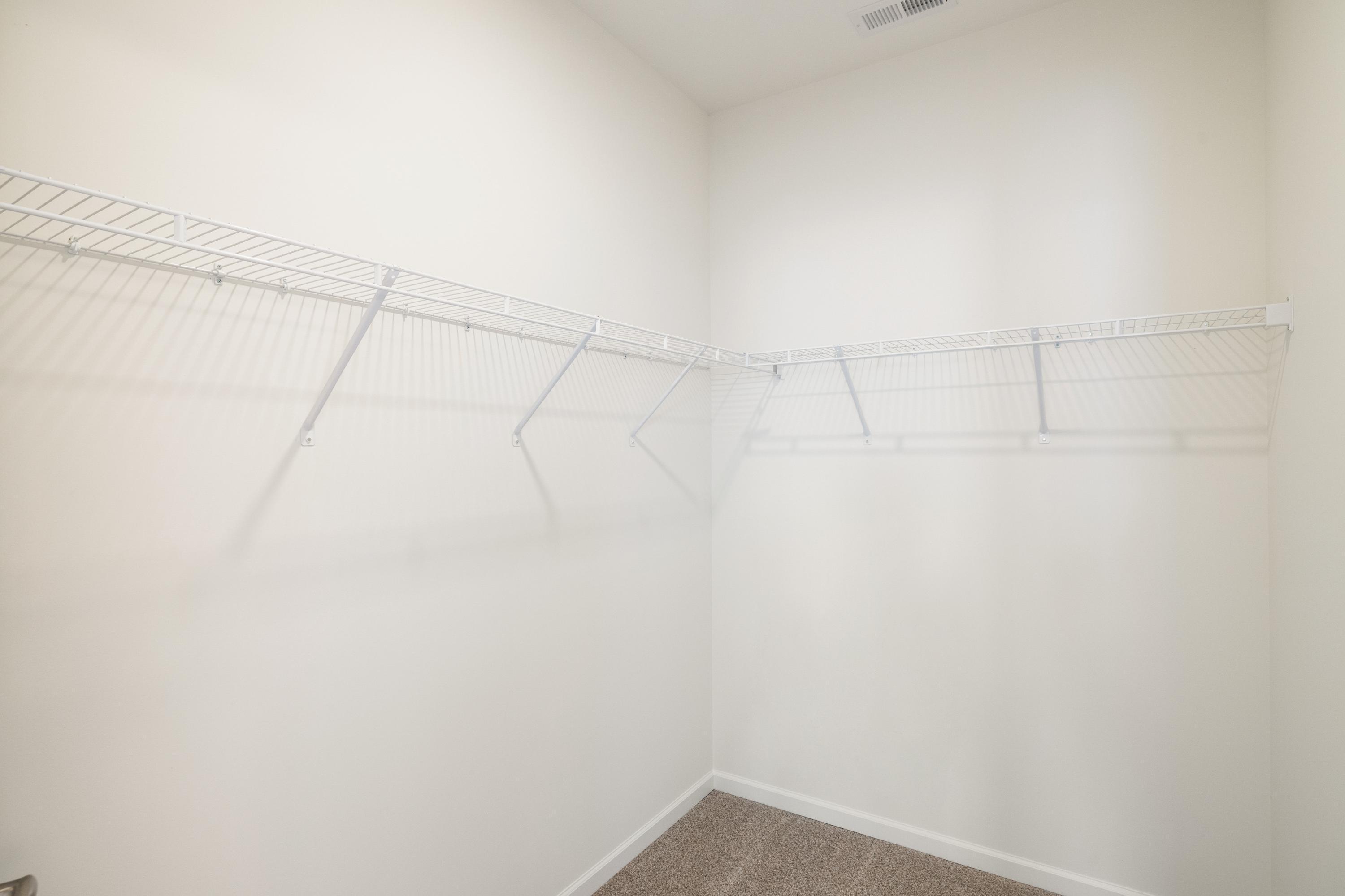 3209 Hilltop Road Valparaiso, IN 46385 - Photo 22 of 23 3000x2000