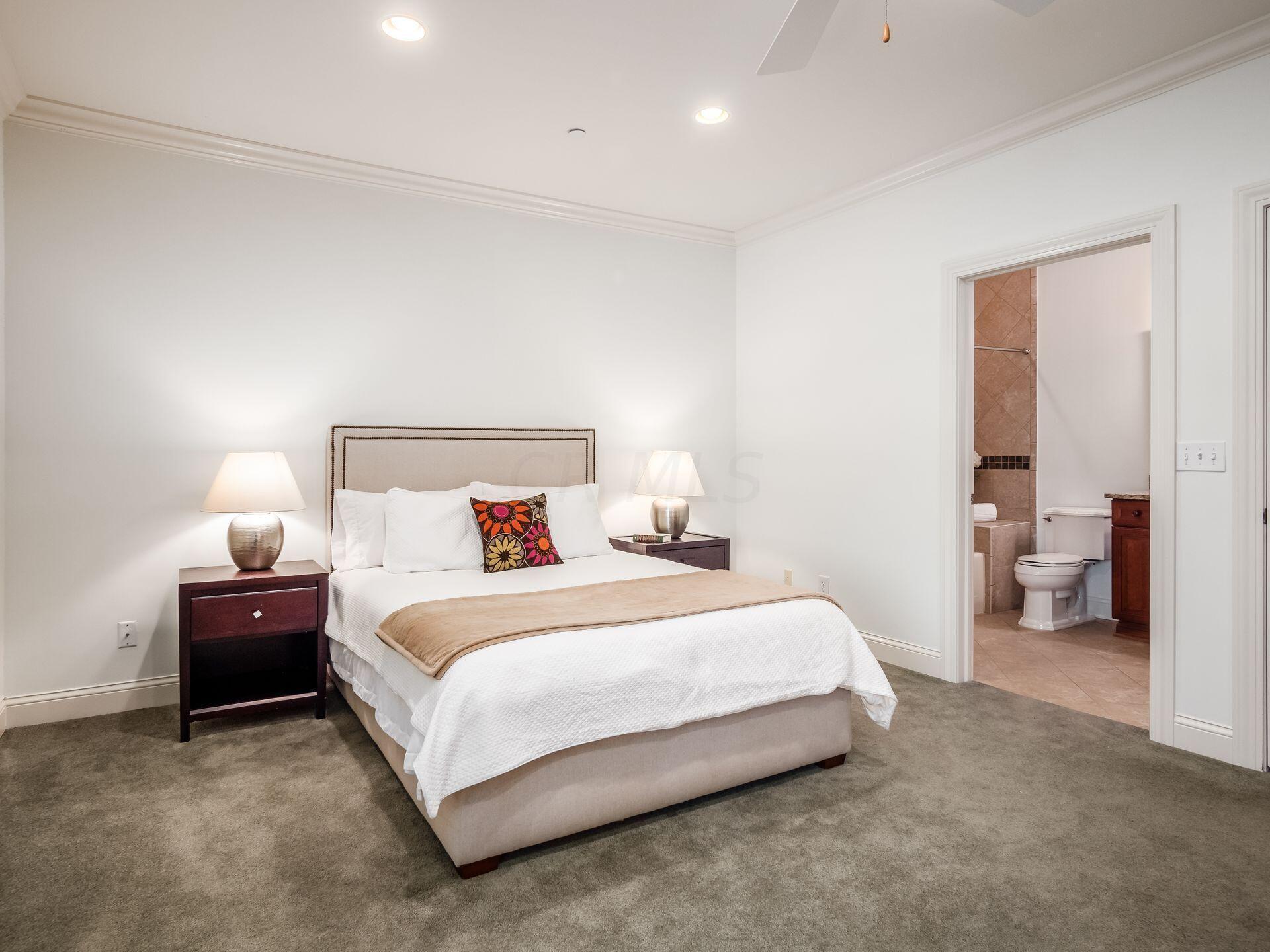 3175 Tremont Road, Unit 510 Columbus, OH 43221 - Photo 31 of 51 088_473b81_A 3175 Tremont 071