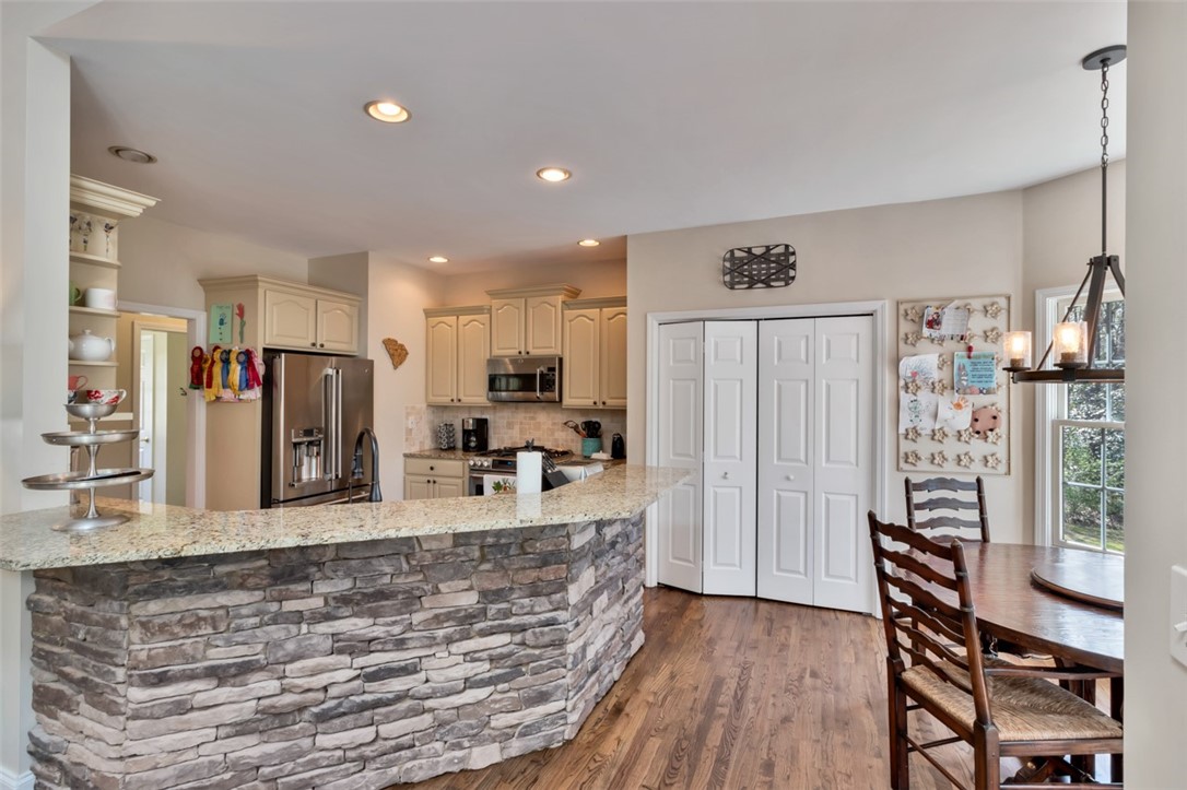 110 Red Maple Way Clemson, SC 29631 - Photo 6 of 22