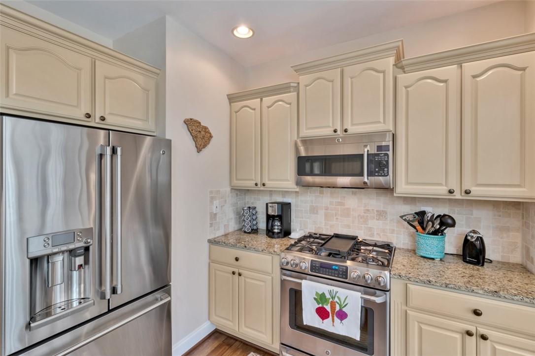 110 Red Maple Way Clemson, SC 29631 - Photo 7 of 22