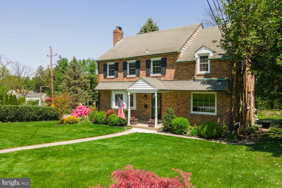 219 Hewett Road Wyncote, PA 19095 - Photo 3 of 39