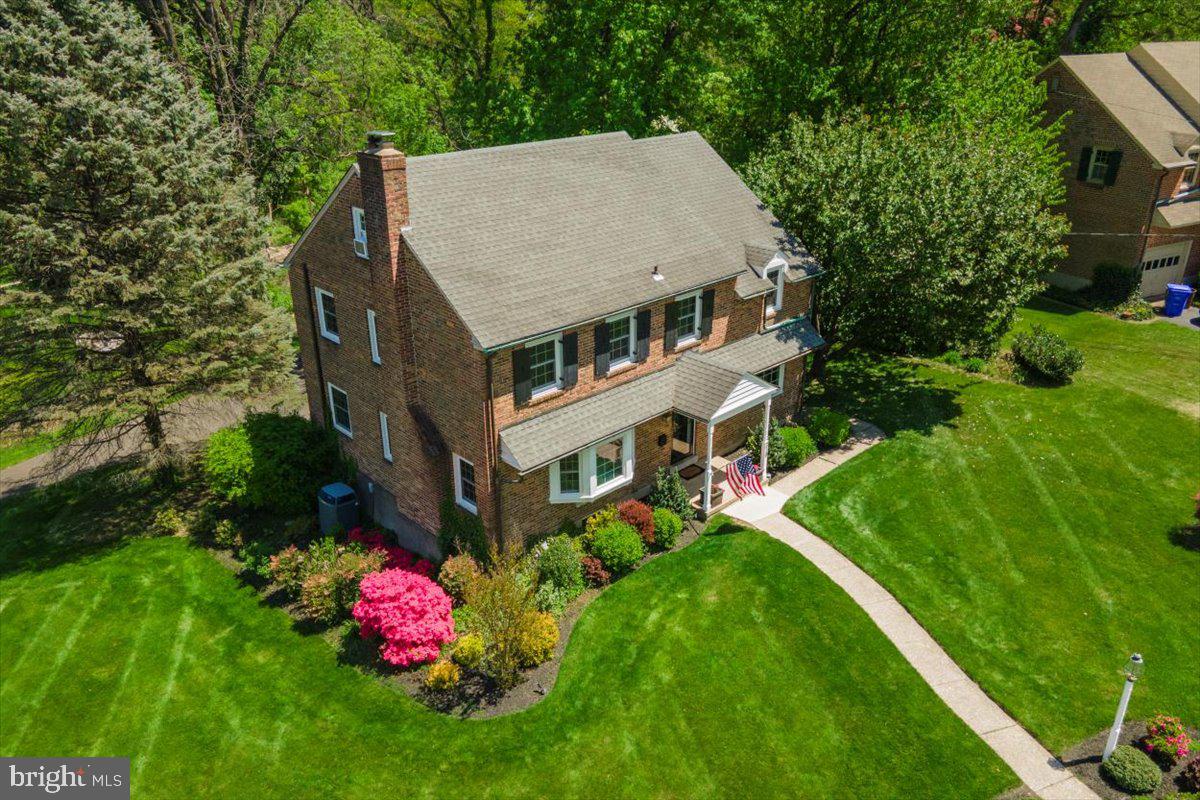 219 Hewett Road Wyncote, PA 19095 - Photo 7 of 39