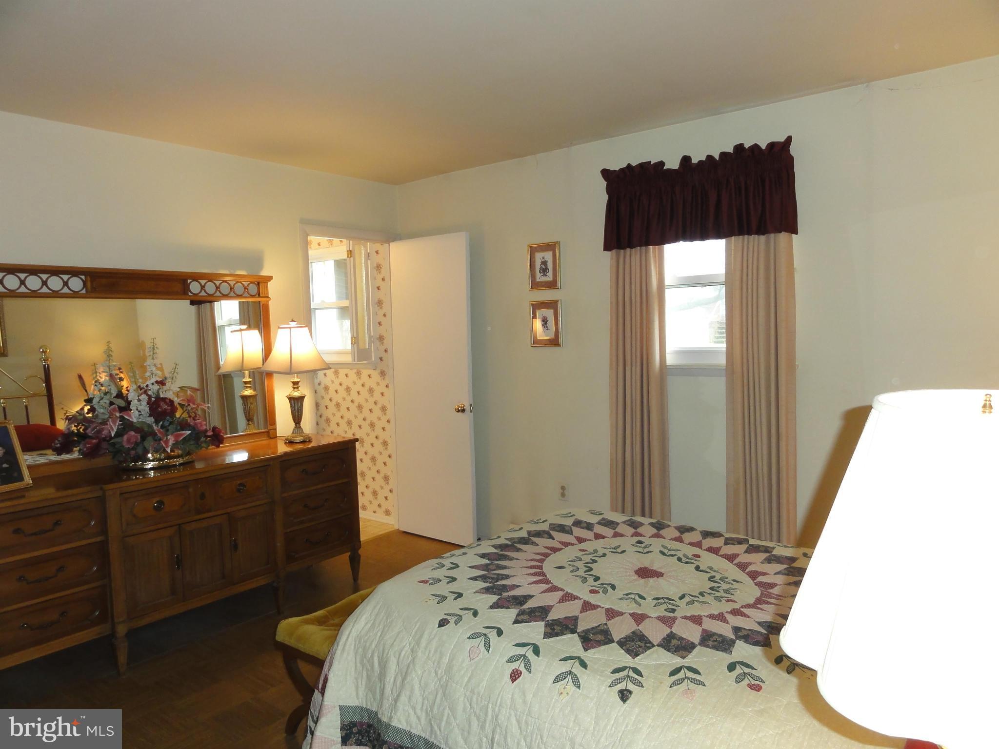303 Highfalcon Road Reisterstown, MD 21136 - Photo 17 of 26 Bedroom (Master)