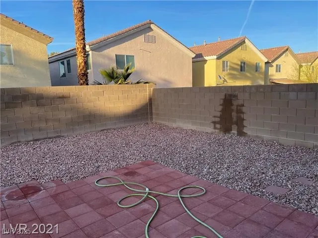 $2,800 | 278 Duck Hollow Avenue, Las Vegas, NV 89148