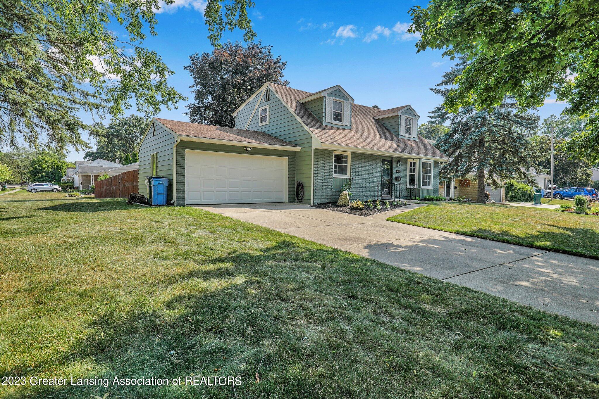 3011 Colchester Road Lansing, MI 48906 - Photo 4 of 43 46-web-or-mls-Open Ended Media-46
