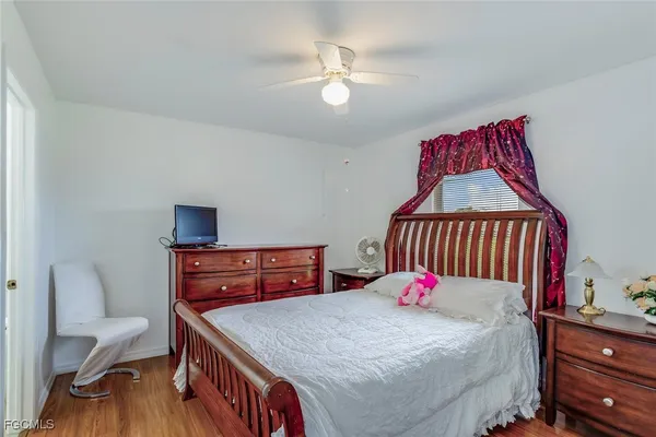 $1,600 | 1228 Northwest 14th Place, Cape Coral, FL 33993