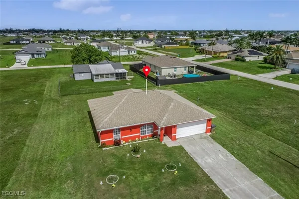 $1,600 | 1228 Northwest 14th Place, Cape Coral, FL 33993