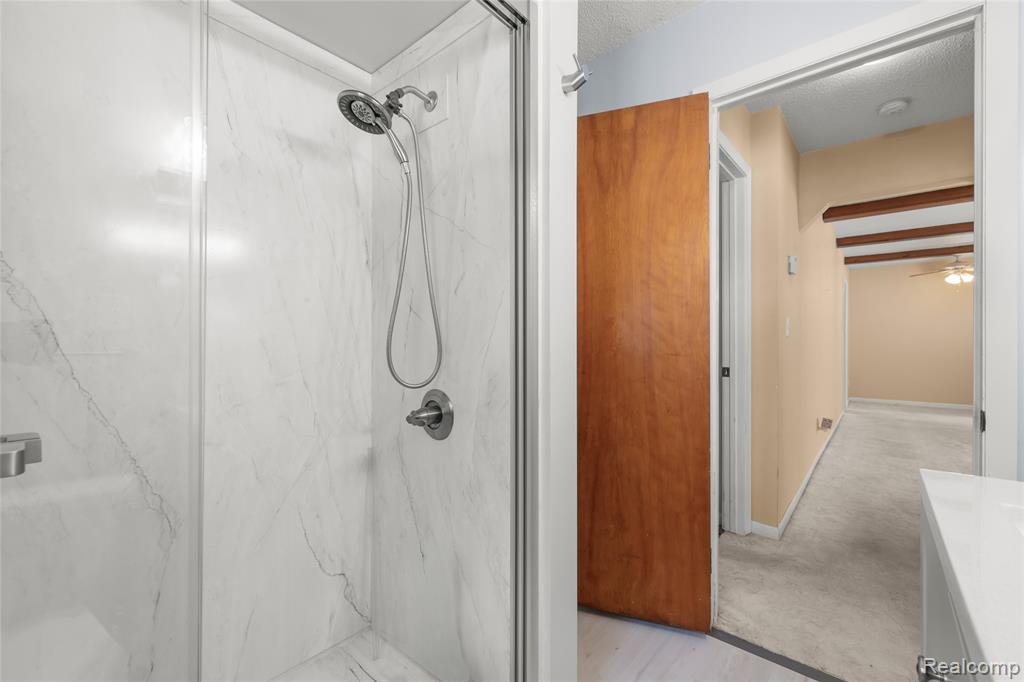 23424 Beech Road Southfield, MI 48033 - Photo 27 of 38 Gallery Image 27