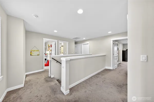 $739,000 | 2210 Southwest Putnam Drive, Oak Harbor, WA 98277