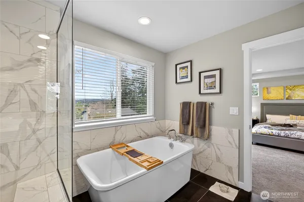 $739,000 | 2210 Southwest Putnam Drive, Oak Harbor, WA 98277