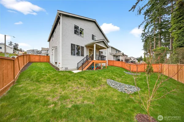 $739,000 | 2210 Southwest Putnam Drive, Oak Harbor, WA 98277