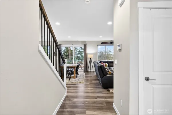 $739,000 | 2210 Southwest Putnam Drive, Oak Harbor, WA 98277