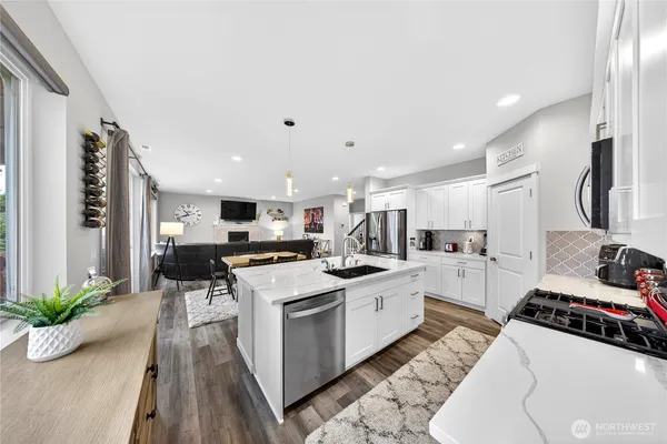 $739,000 | 2210 Southwest Putnam Drive, Oak Harbor, WA 98277