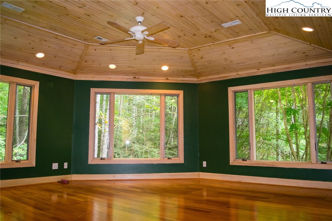 146 Mallard Lane Boone, NC 28607 - Photo 15 of 35 Gallery Image 15