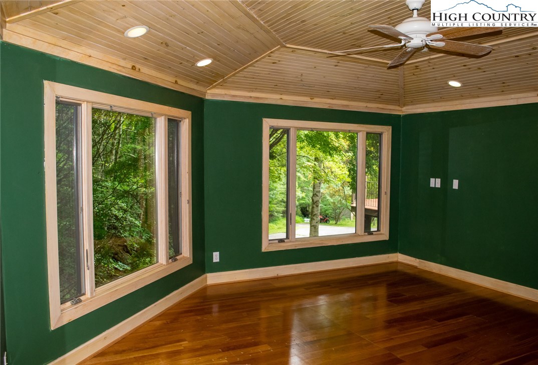 146 Mallard Lane Boone, NC 28607 - Photo 16 of 35 Gallery Image 16
