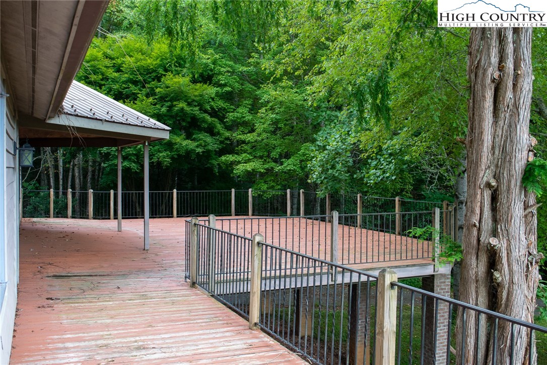 146 Mallard Lane Boone, NC 28607 - Photo 10 of 35 Gallery Image 10