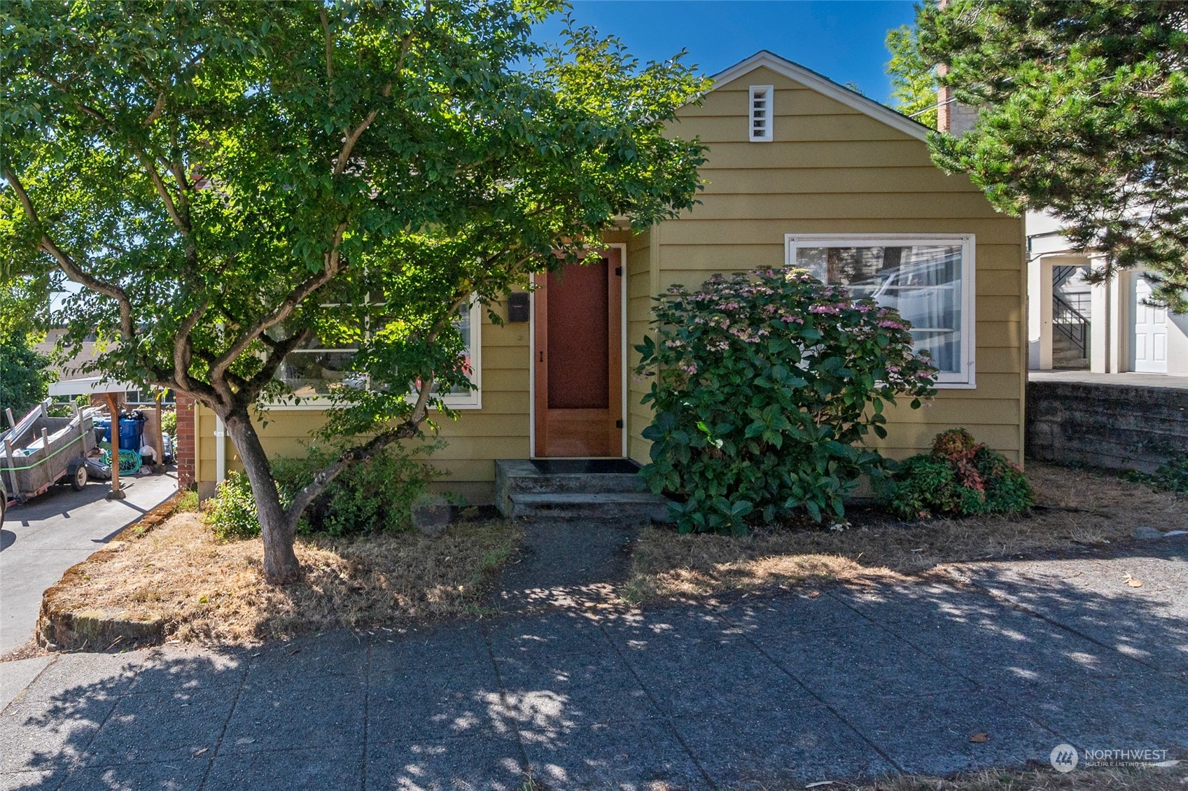 1015 North 40th Street Seattle, WA 98103 - Photo 1 of 20