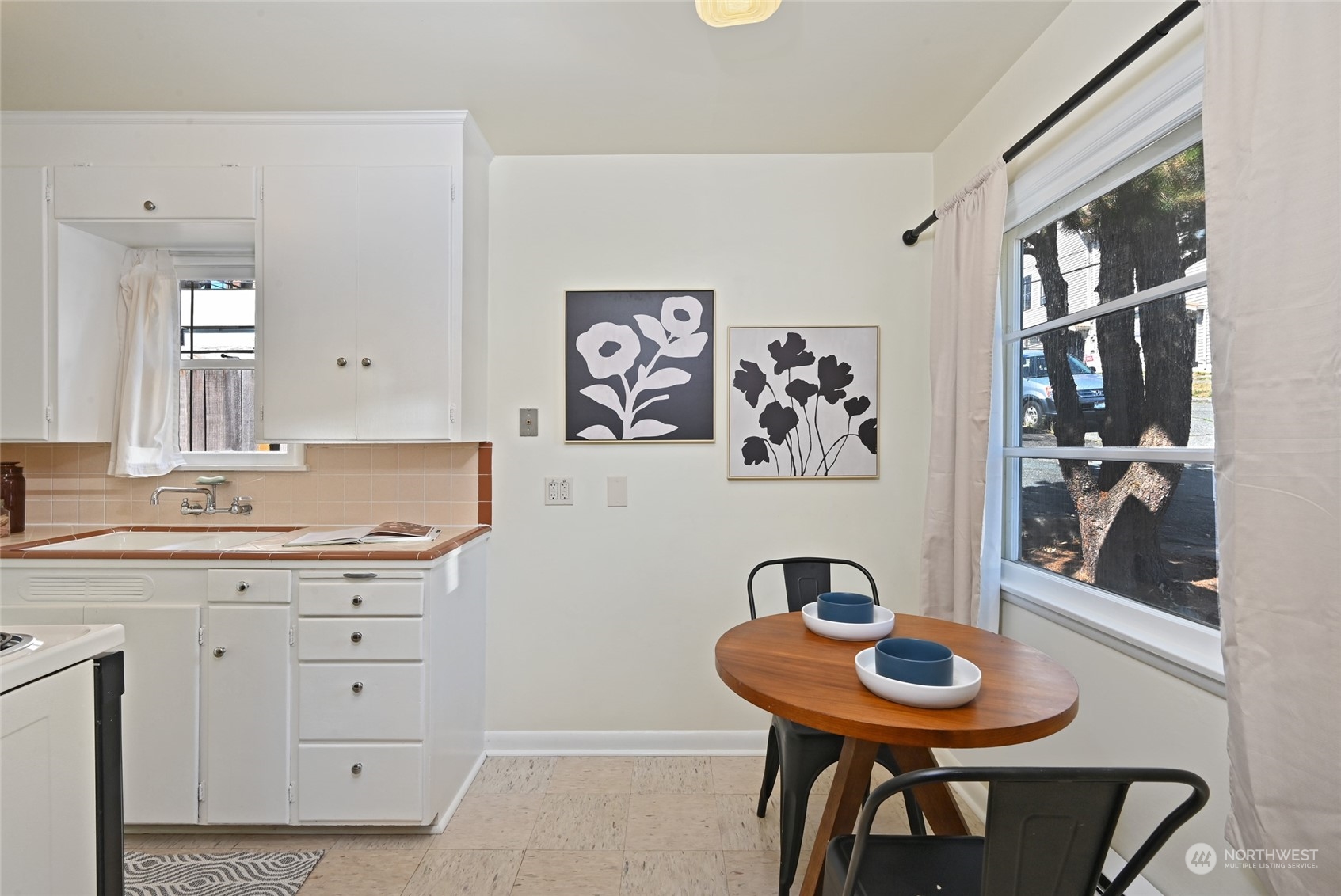 1015 North 40th Street Seattle, WA 98103 - Photo 10 of 20