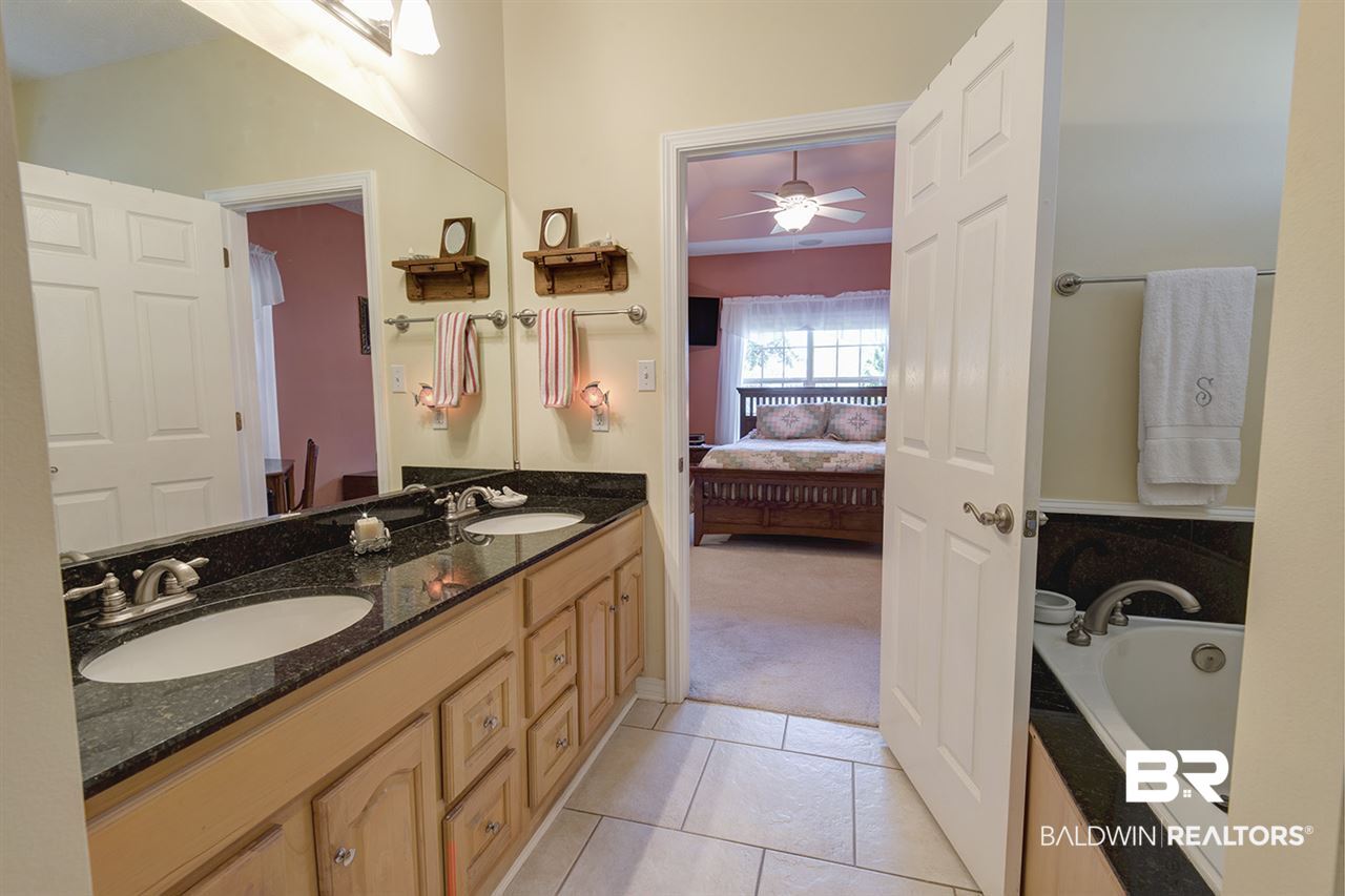 22195 Buck Road Robertsdale, AL 36567 - Photo 17 of 36
