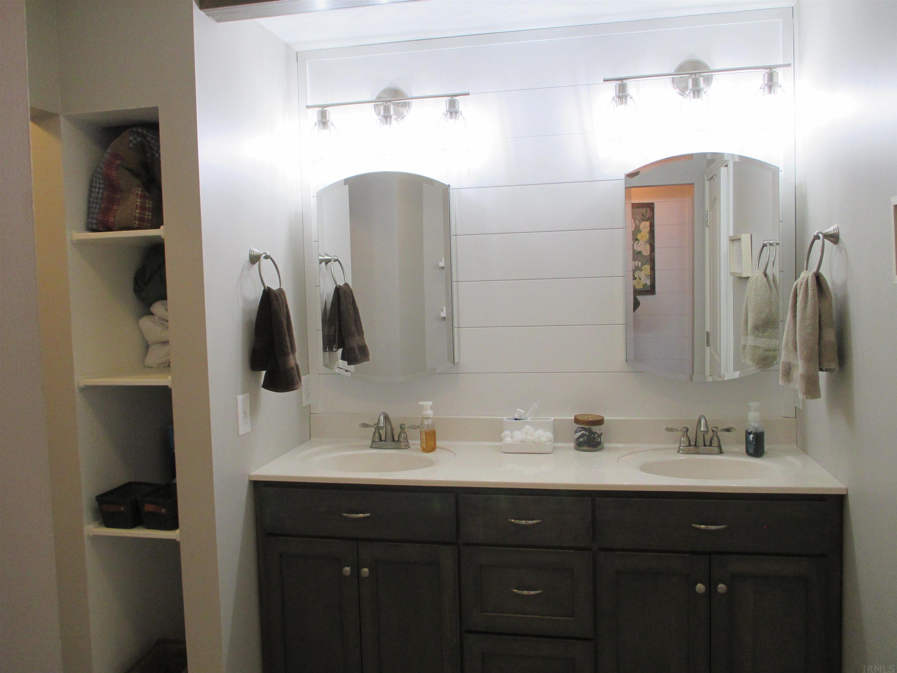 8808 West Evans Road Bloomington, IN 47403 - Photo 16 of 36 Gallery Image 16