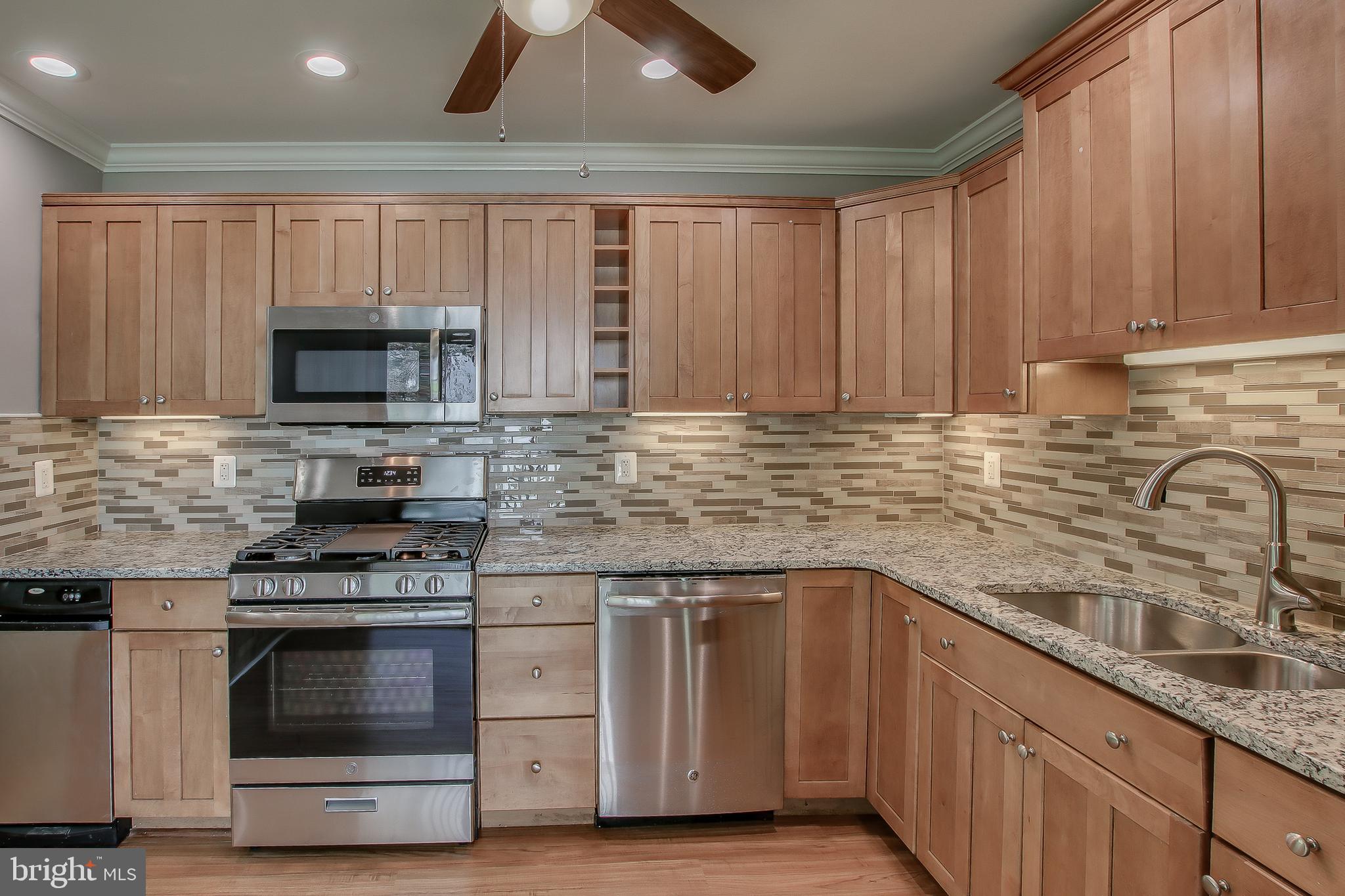 174 County Line Road Huntingdon Valley, PA 19006 - Photo 5 of 32 New ultra modern Kitchen with trash compactor