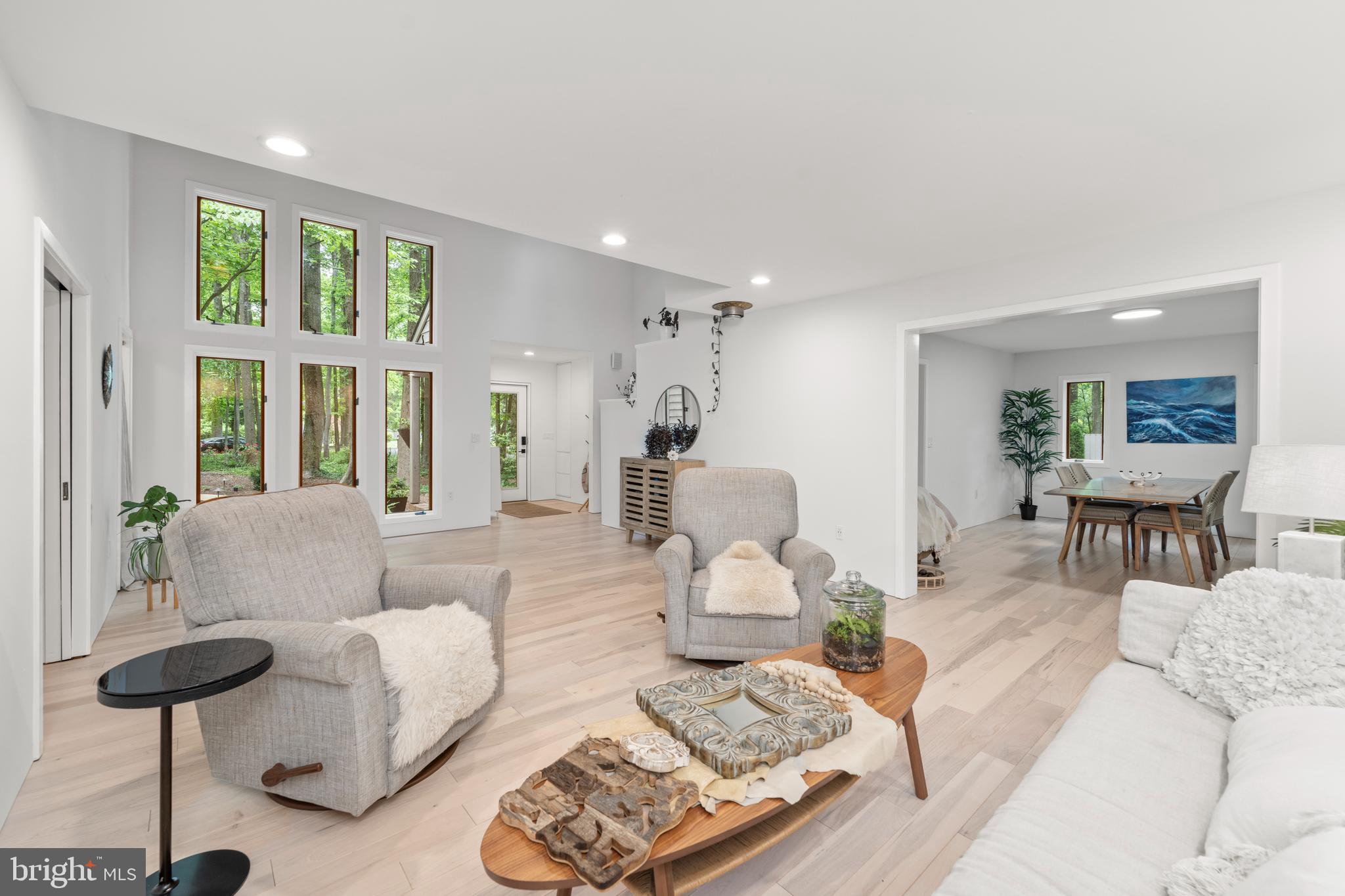 2976 Valley View Road Annapolis, MD 21401 - Photo 23 of 60 Light-Filled Living Room . Wood- Framed Windows
