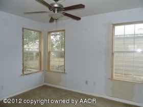 4009 Parker Street Amarillo, TX 79110 - Photo 8 of 9 Bedroom