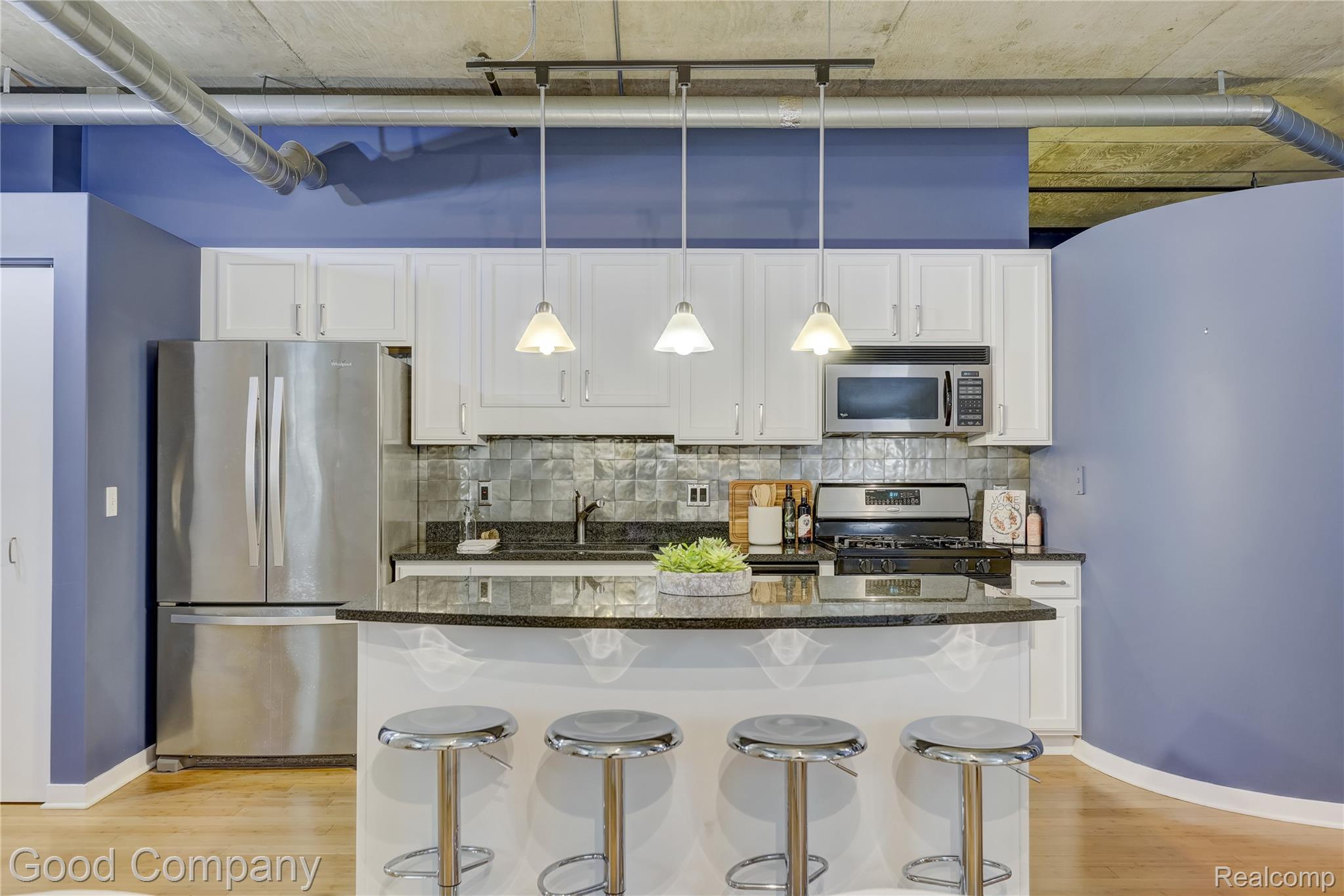100 West Fifth Street, Unit 604 Royal Oak, MI 48067 - Photo 11 of 57 100 W. 5th St. #604-10.jpg