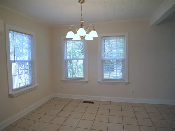 $2,100 | 1429 Milton Street, Tallahassee, FL 32303