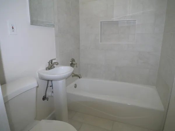 $2,100 | 1429 Milton Street, Tallahassee, FL 32303