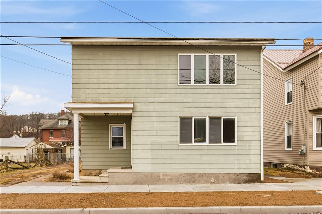 708 Walker Street Garrett, PA 15542 - Photo 3 of 36