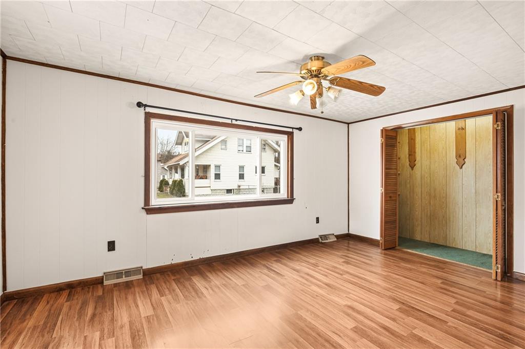 708 Walker Street Garrett, PA 15542 - Photo 10 of 36