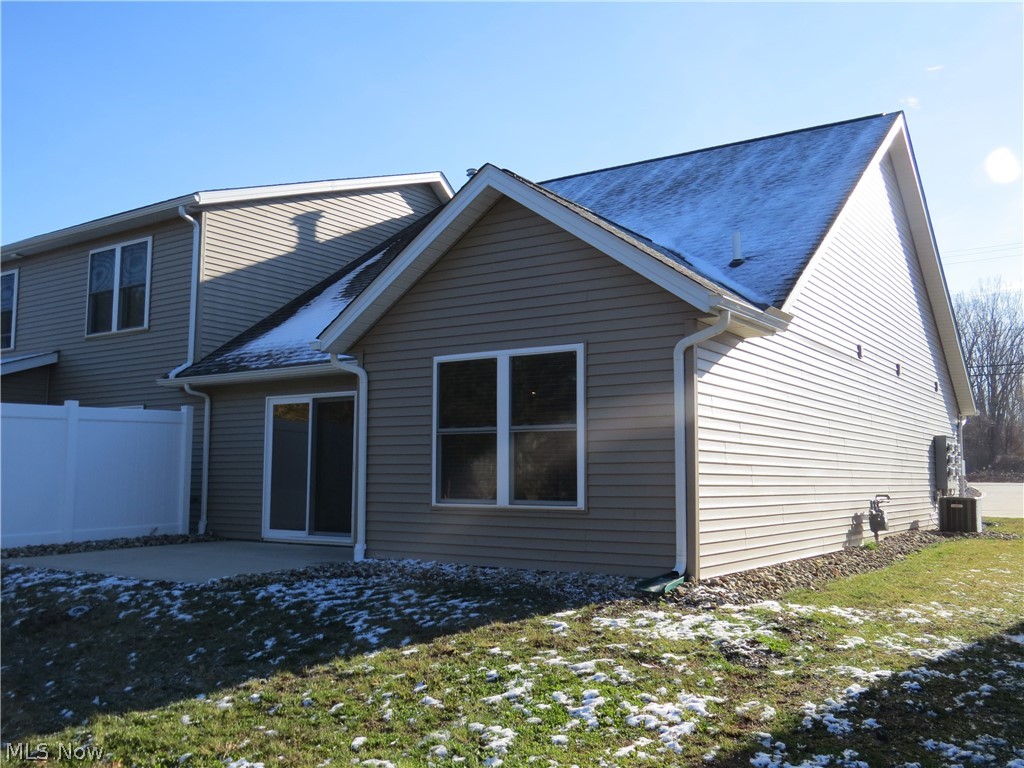 1711 Blase Nemeth Road Painesville, OH 44077 - Photo 5 of 20