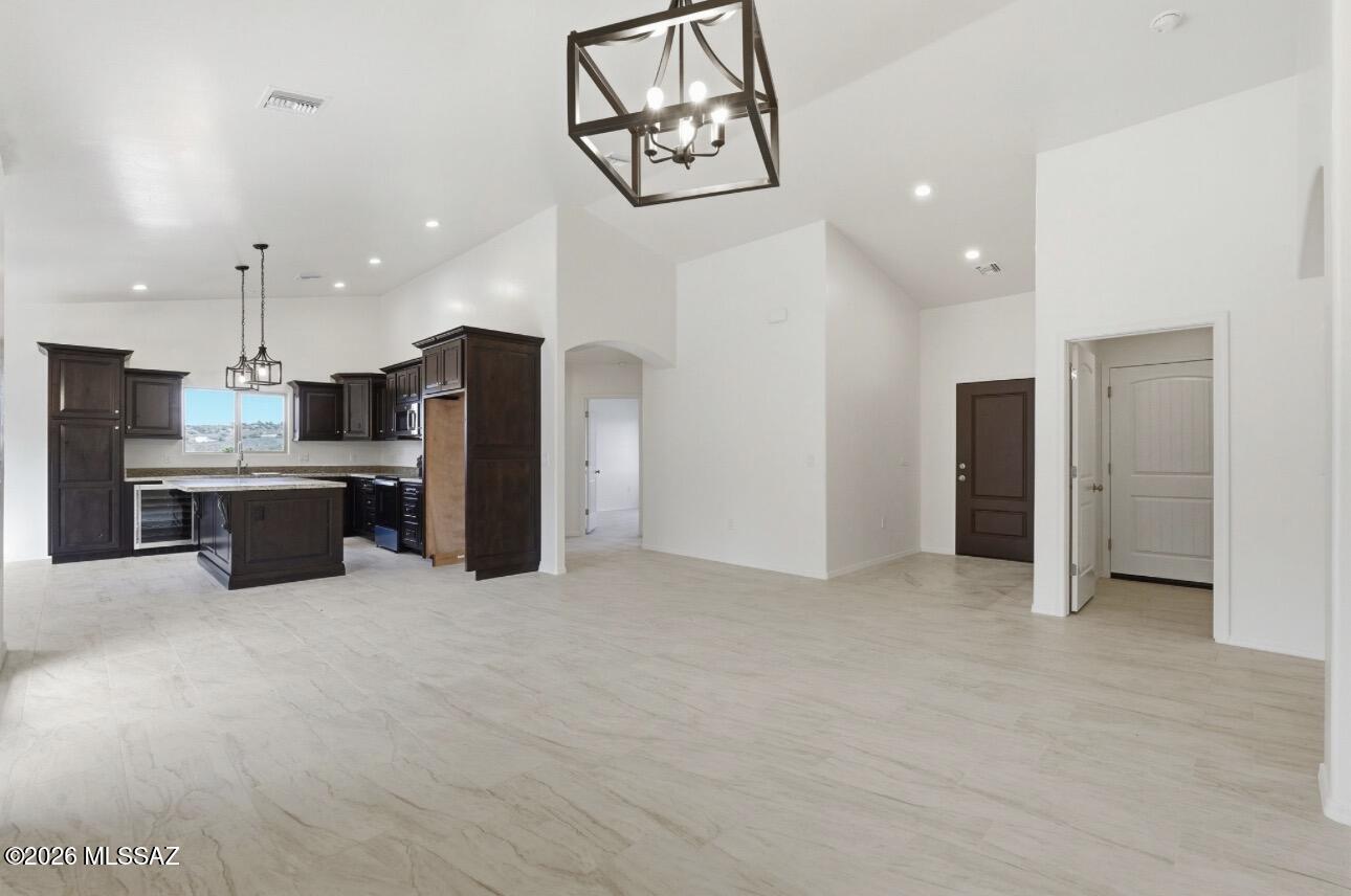 97 Circulo Penjamo Rio Rico, AZ 85648 - Photo 5 of 18