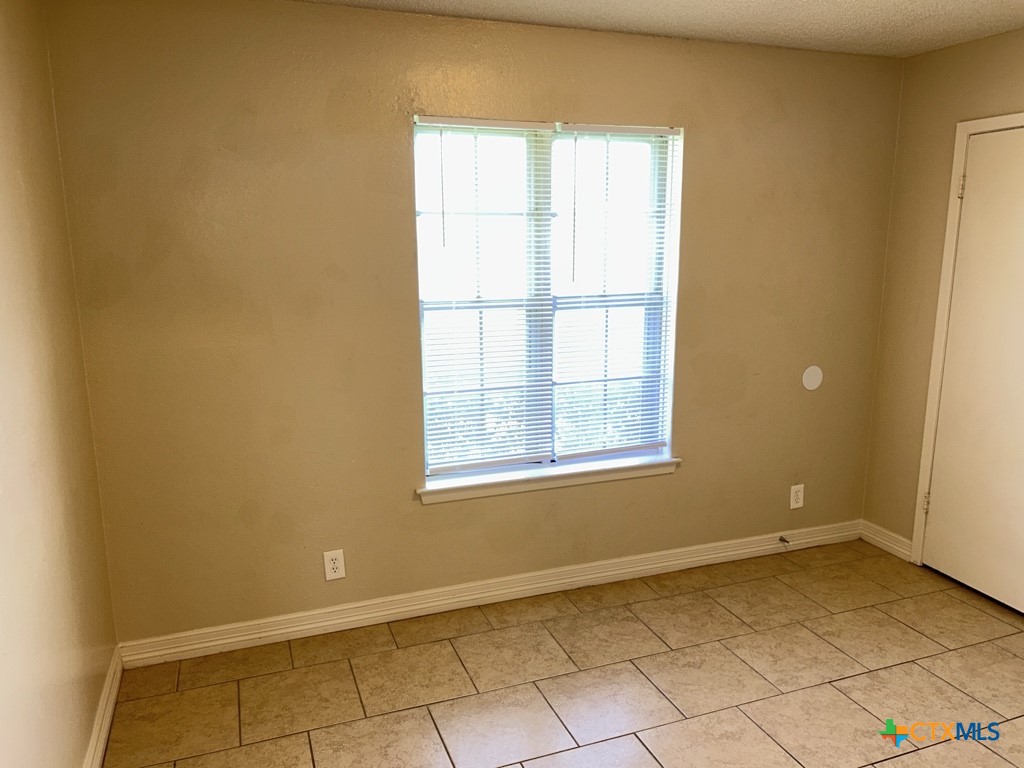 2504 Felix Road Killeen, TX 76543 - Photo 7 of 13