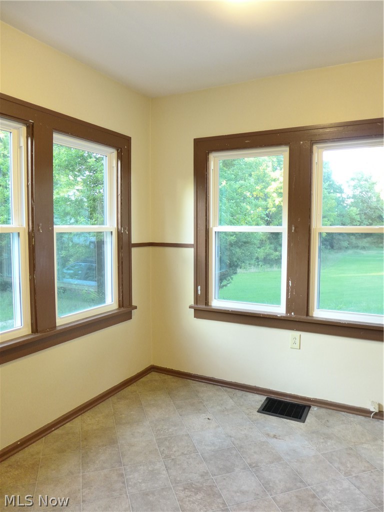 8605 Root Road North Ridgeville, OH 44039 - Photo 8 of 33 Gallery Image 8