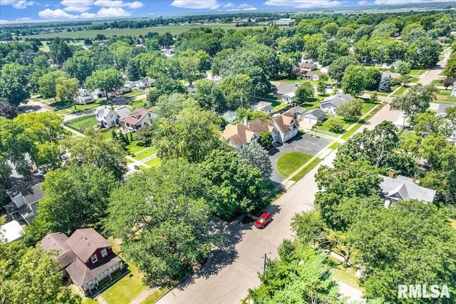 $285,000 | 721 North 5th Street, Chillicothe, IL 61523