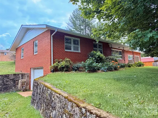 $375,000 | 56 Henson Drive, Waynesville, NC 28786
